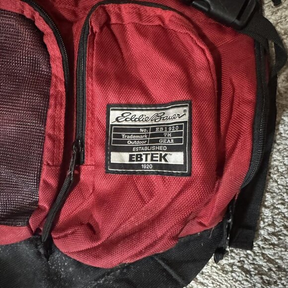 Vintage Eddie Bauer EBTEK Red Black Backpack Daypack Outdoor Hiking Travel 1999 - Picture 2 of 9
